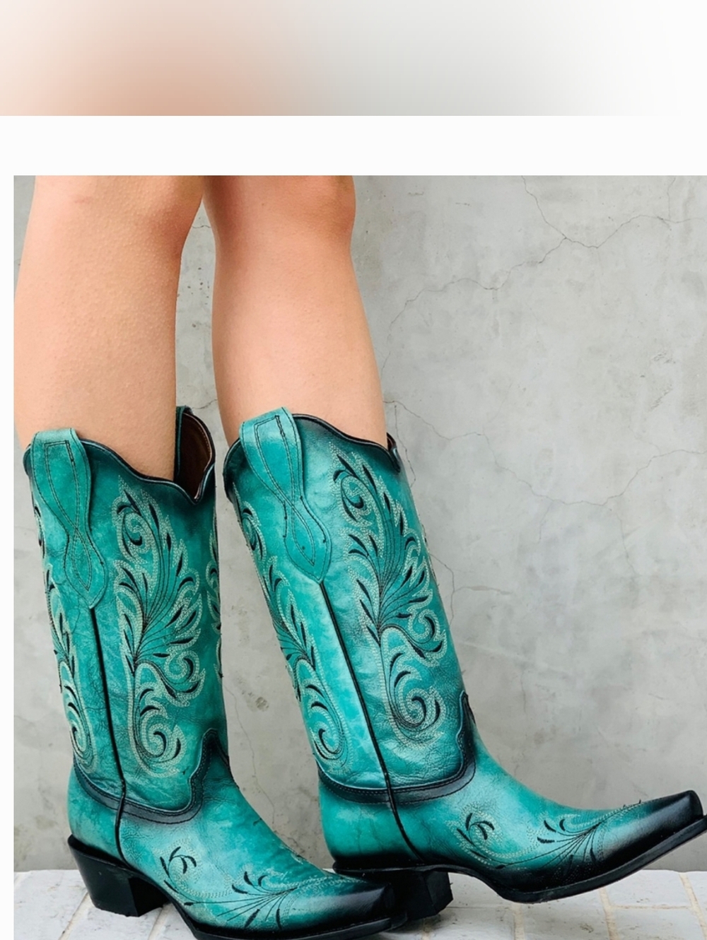 Gorgeous Corral Circle G Women's Turquoise Leather Western Boots